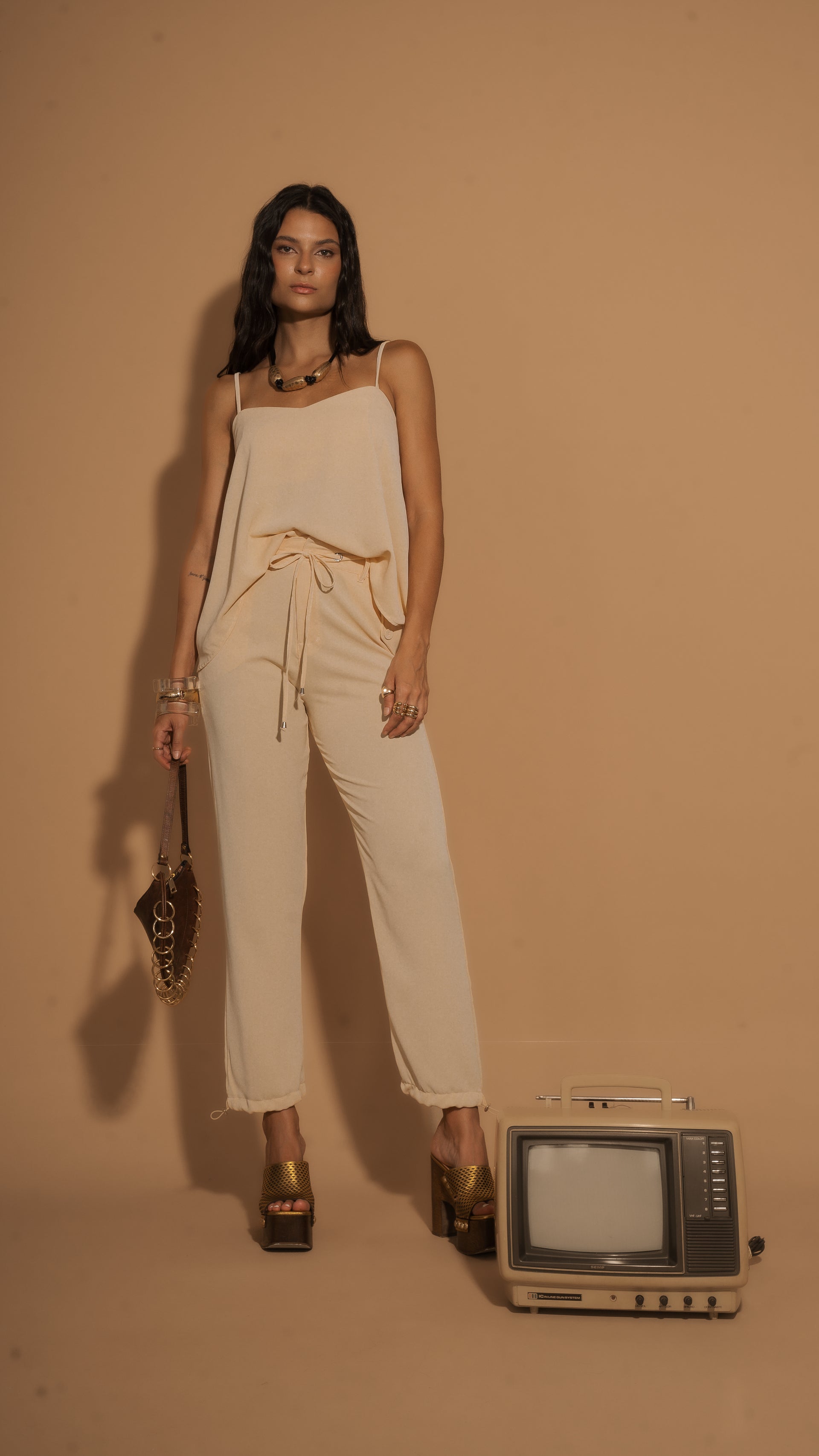 CALÇA ELOÁ - Amarelo