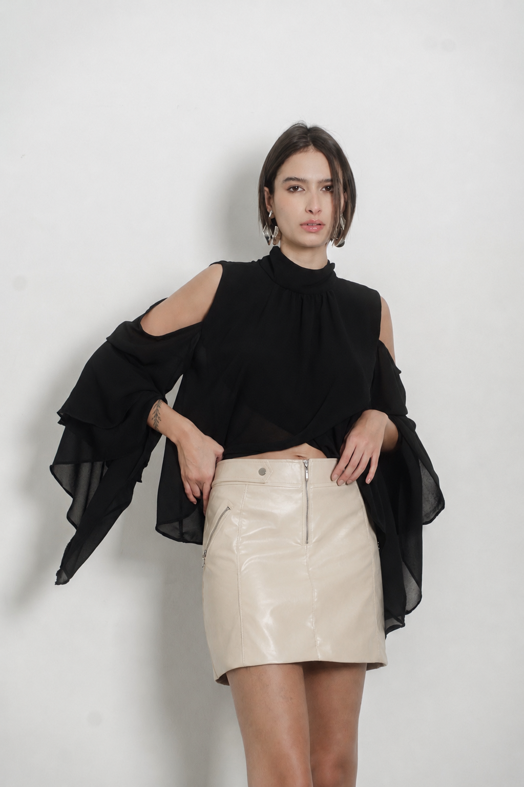 SAIA LORE - Off White