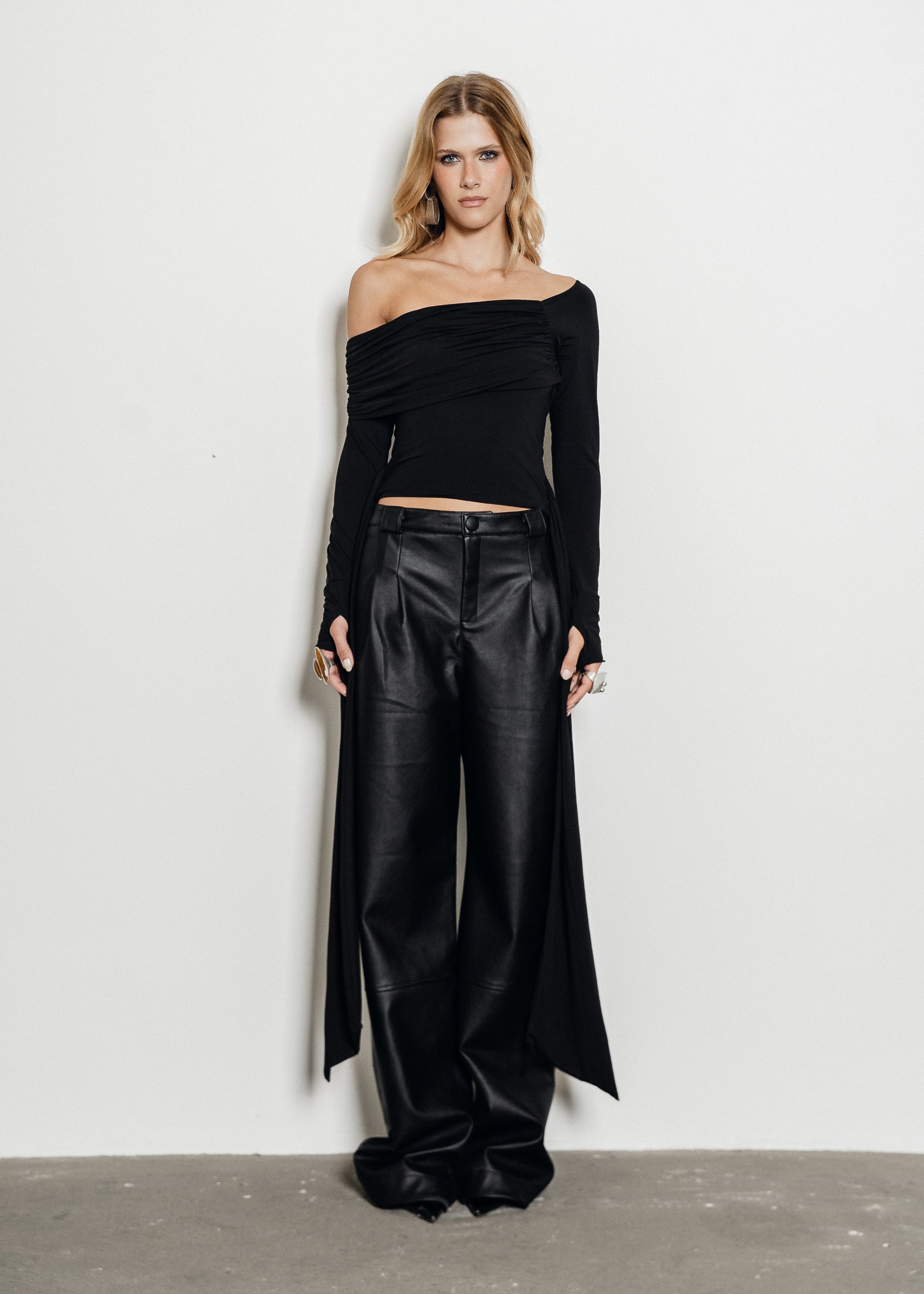 BLUSA OLÍVIA - Preto
